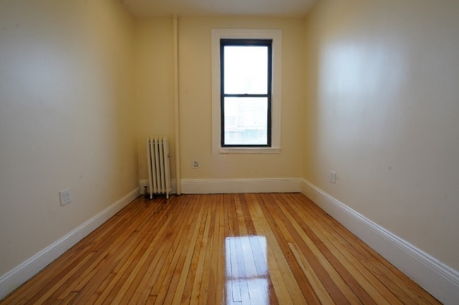 Foto del edificio - Harvard & Commonwealth 2bd/2ba