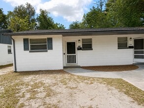 Building Photo - 7178 Conant Ave