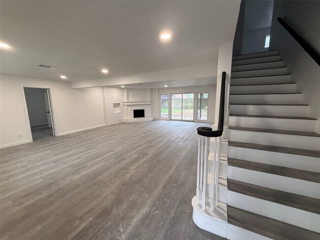 Foto del edificio - 1111 Caspian Ln