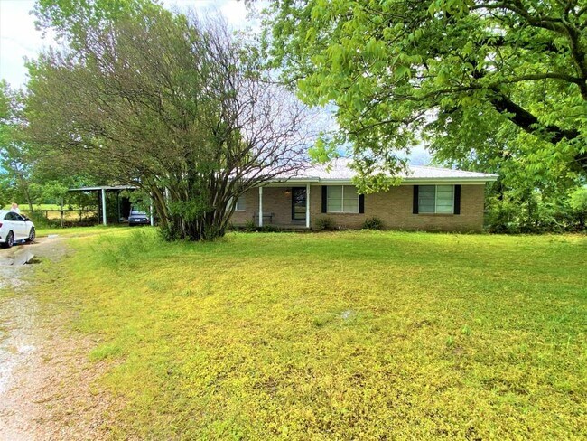 Building Photo - 1850 FM 1504