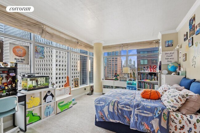 Foto del edificio - 250 E 54th St