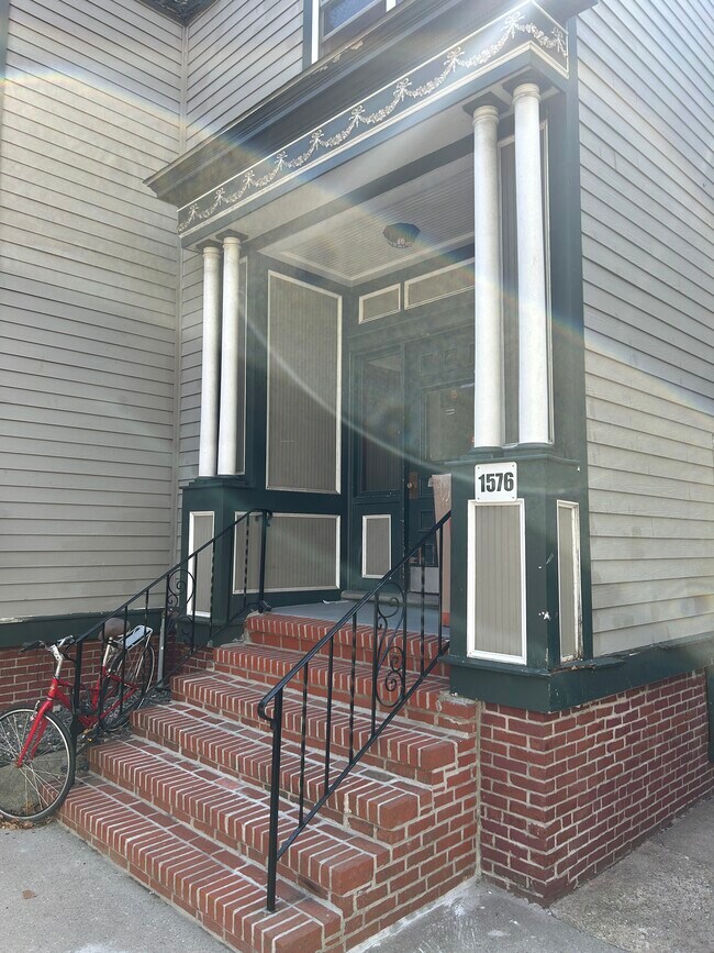 Foto del edificio - 1576 Cambridge St