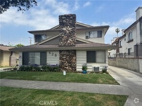 Building Photo - 428 N Electric Ave
