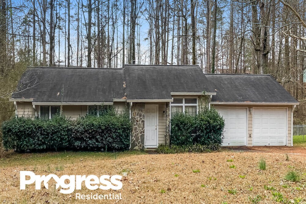 8067 Flamingo Dr, Jonesboro, GA 30238 House Rental in Jonesboro, GA