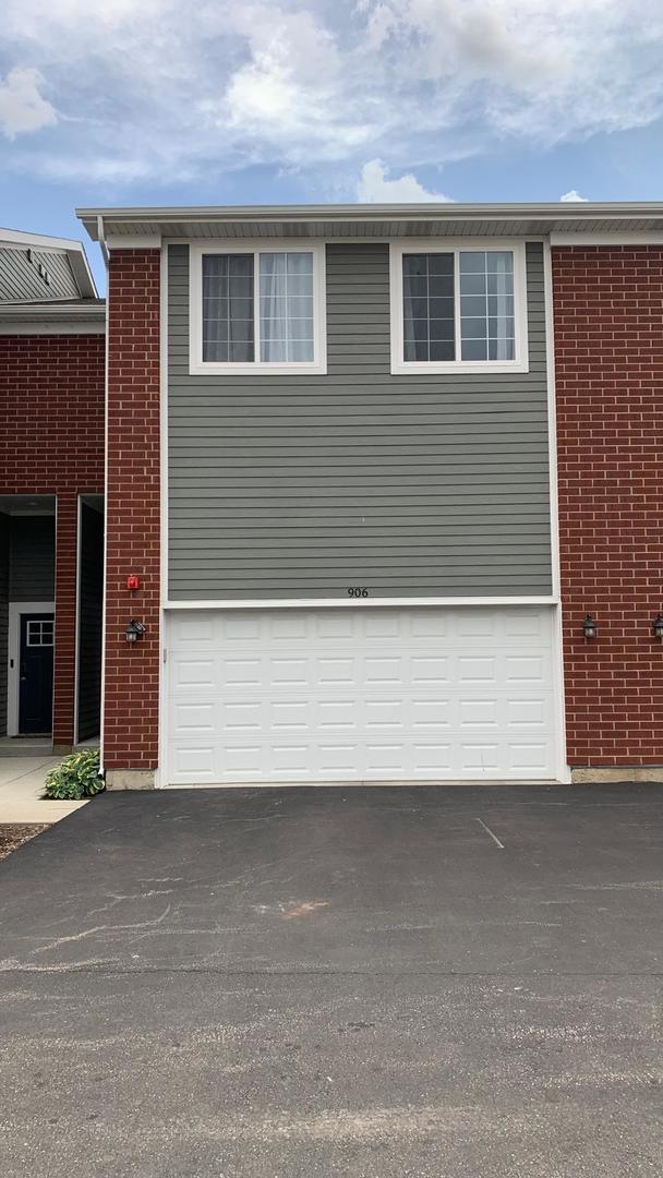 Building Photo - 906 Gillespie Ln