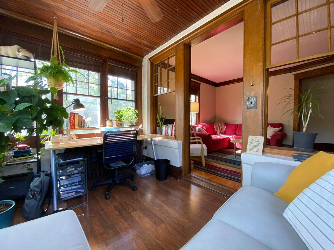 Foto principal - 1879 Portland Ave