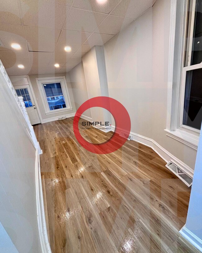 Foto del edificio - 4 Bedroom / 1 bathroom house