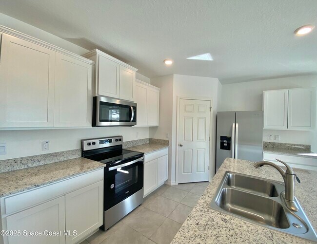 Foto del edificio - 1853 Farmhouse Rd SE