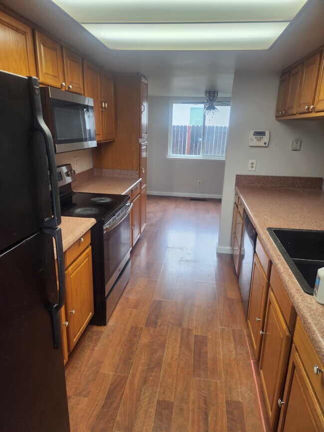 Foto del edificio - 2036 Milky Way