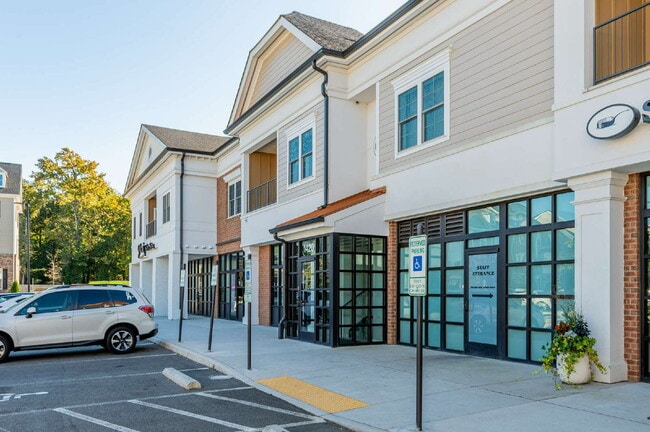 Foto del edificio - 1420 Ewing Pk Lp