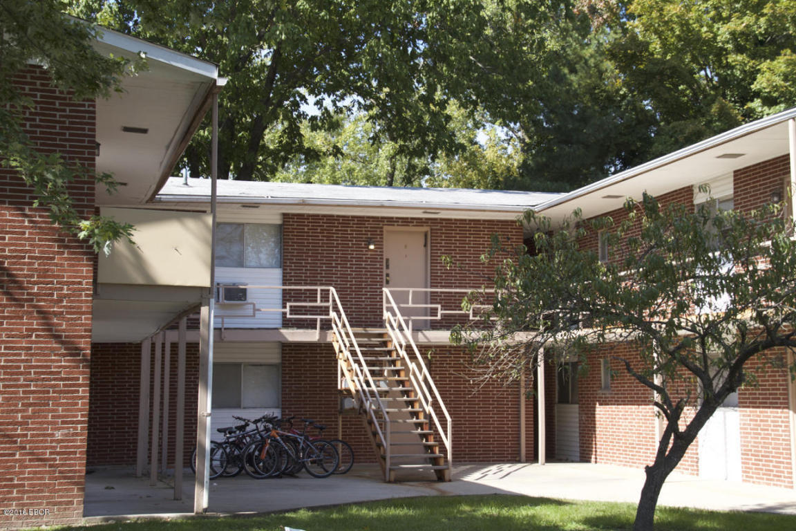 Building Photo - 504 S Hays Ave