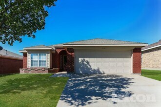 Building Photo - 2516 Concina Way