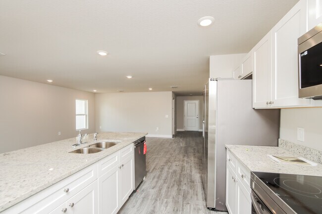 Foto del edificio - 2929 Fig Rd SE, Palm Bay, FL