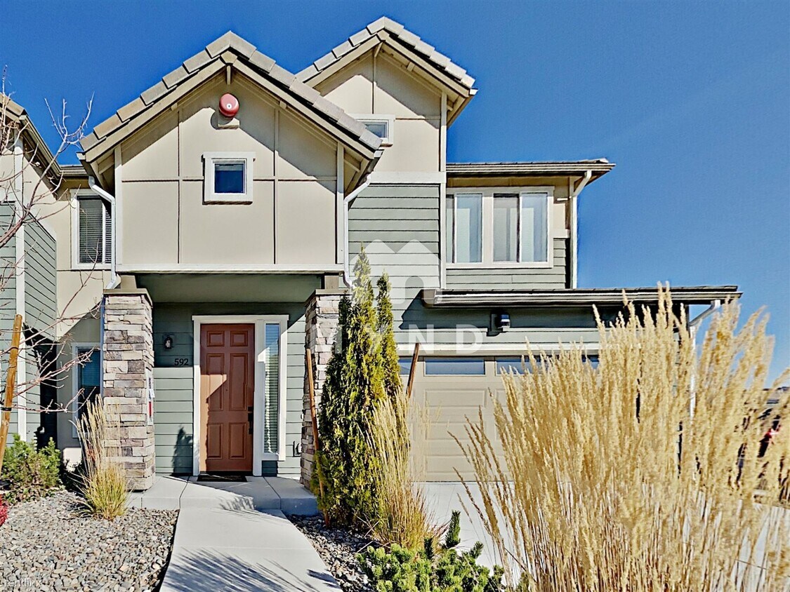 Primary Photo - 2 br, 2 bath Townhome - 592 Costa Azul Dr
