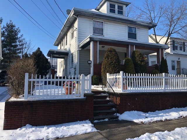 Primary Photo - 148 Franklin Ave
