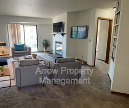 Building Photo - 205 E Arbor Ave
