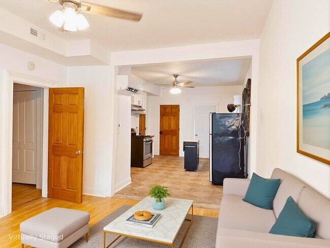 Foto del edificio - 2638 W Belden Ave