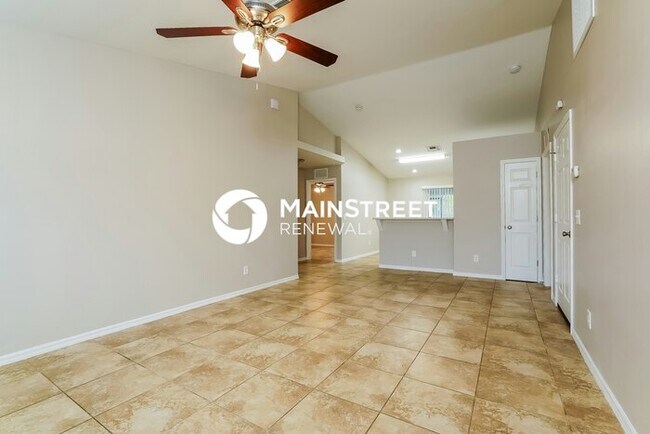 Building Photo - 3 Bedroom Pet-Friendly Home in lehigh acres, FL with Main Street Renewal