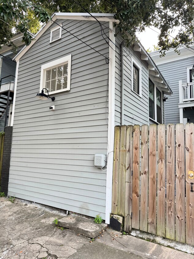 Exterior gate - 301 W 32nd St