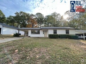 Building Photo - 2712 Carywood Dr