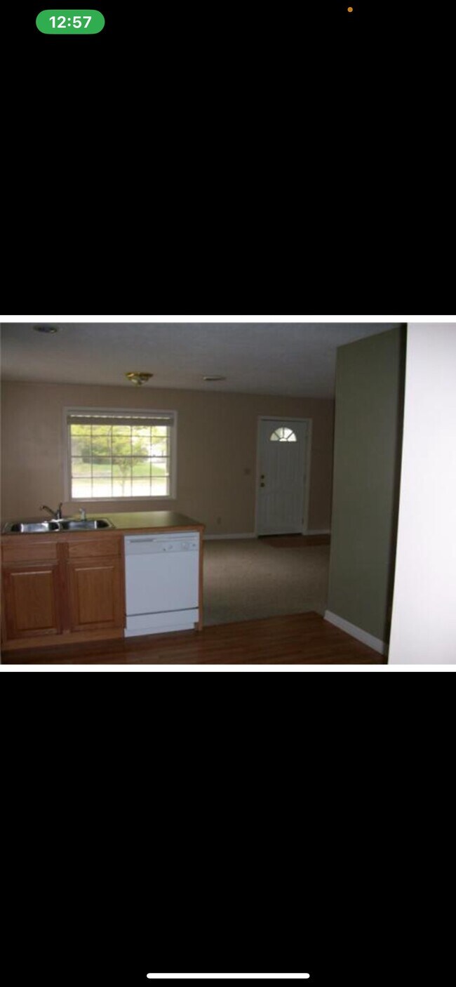 Foto del edificio - 125 E Rouse St