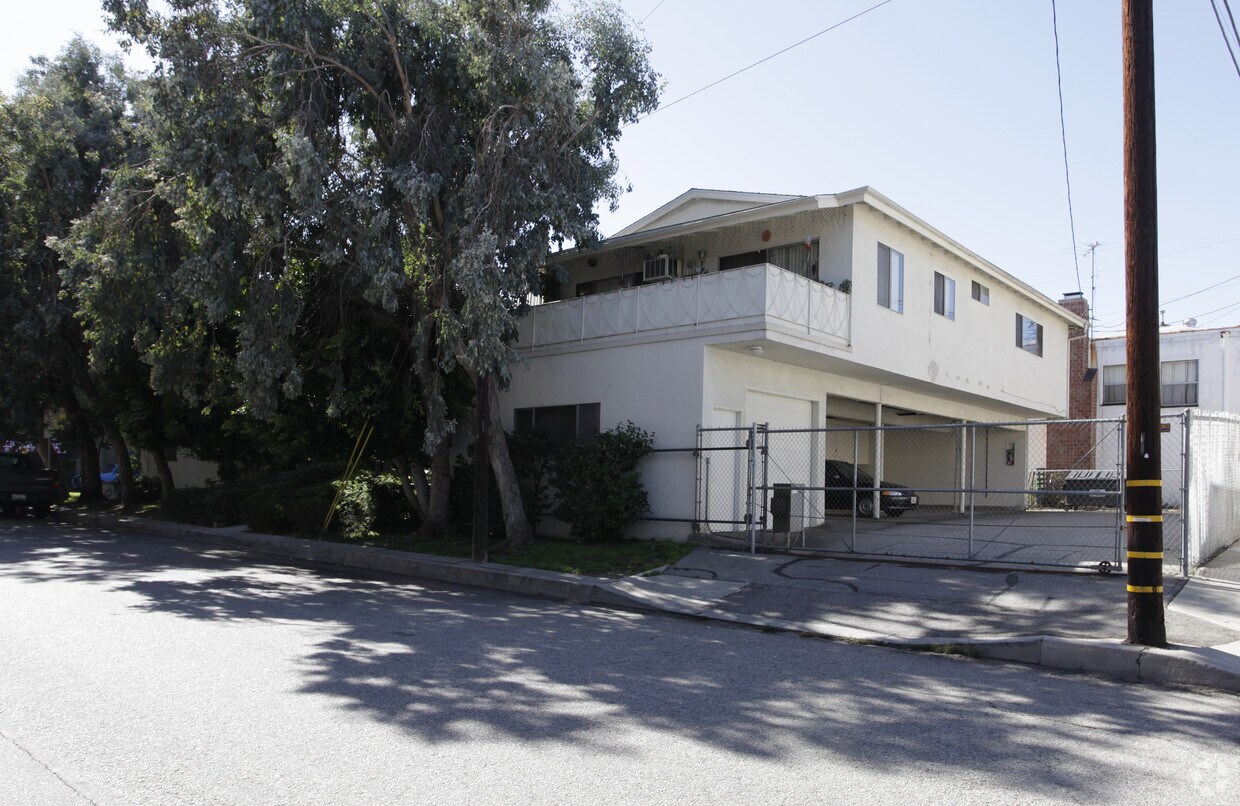 Foto del edificio - 10653 Moorpark St