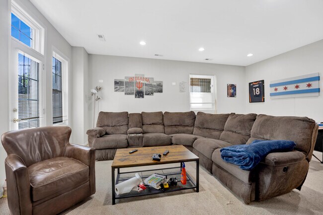 Foto del edificio - 1512 N Wood St