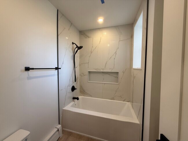 Foto del edificio - 45 Mahl Ave