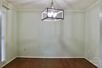 Building Photo - 1409 Bellview Dr