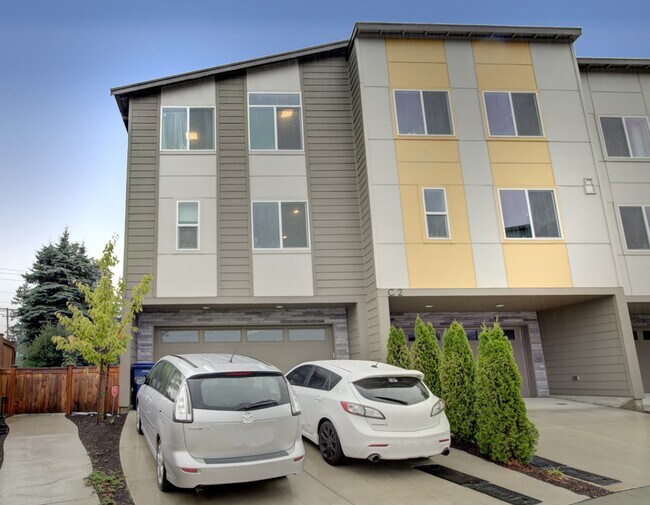 Building Photo - 17905 35th Ave SE