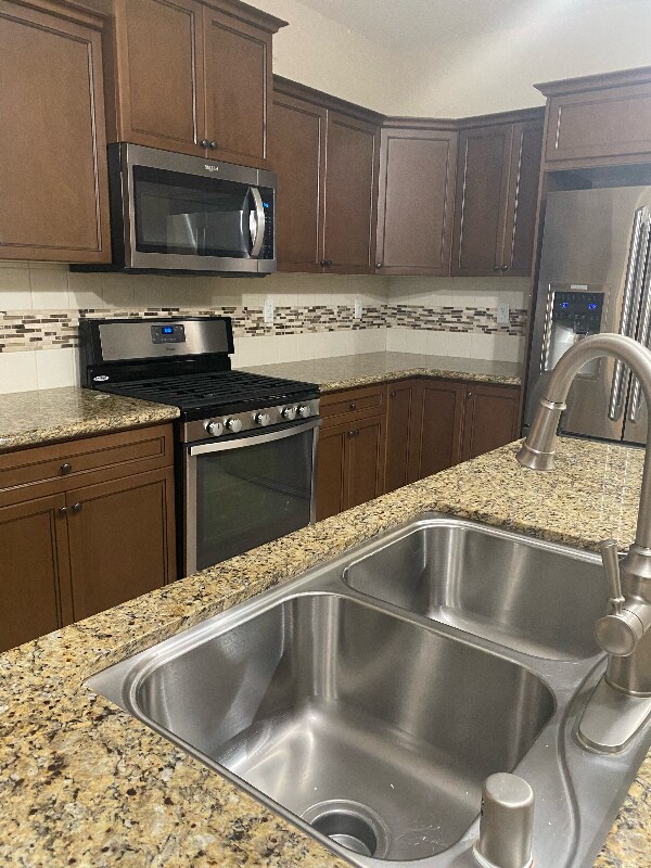 Foto del edificio - 10902 Braden Way