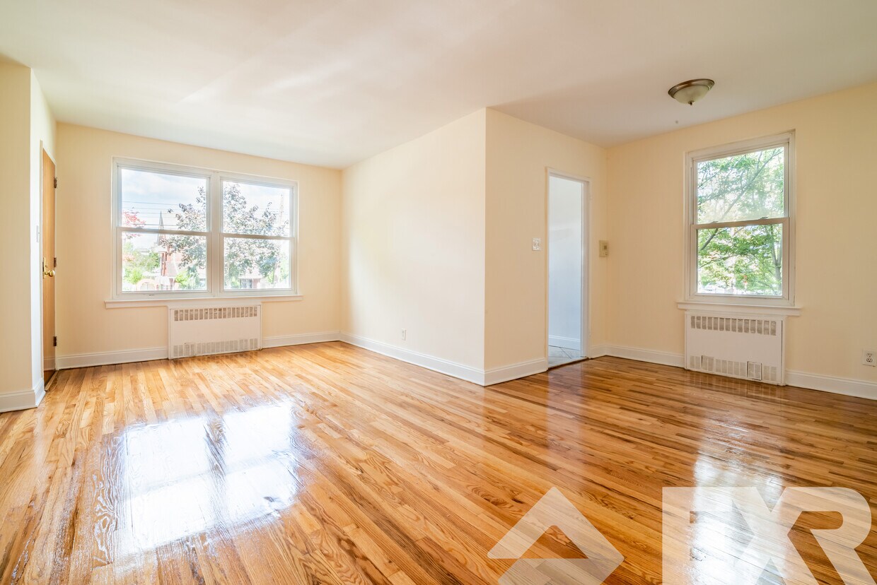 Primary Photo - 3008 Avenue R