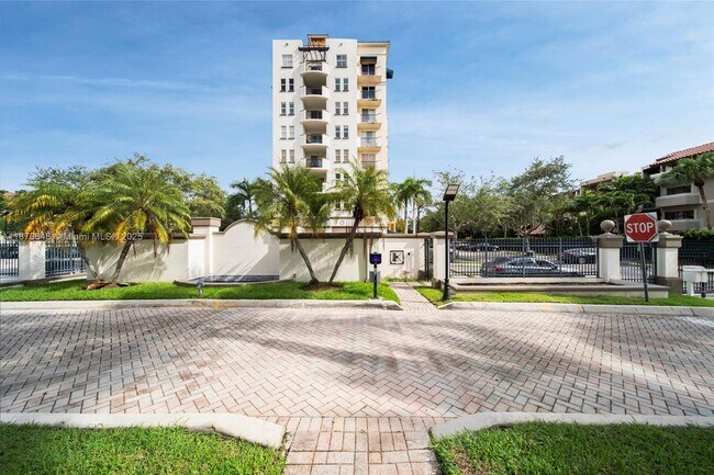 Foto del edificio - 9021 SW 94th St