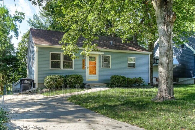 Building Photo - 6707 Mayberry St