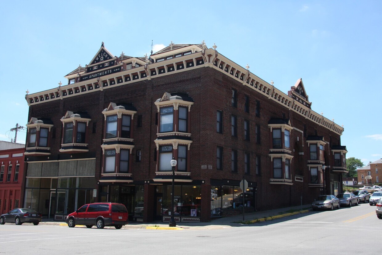 Welch Hotel Apartments Muscatine, IA