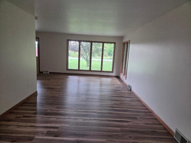 Foto del edificio - 3595 Hermansau Rd