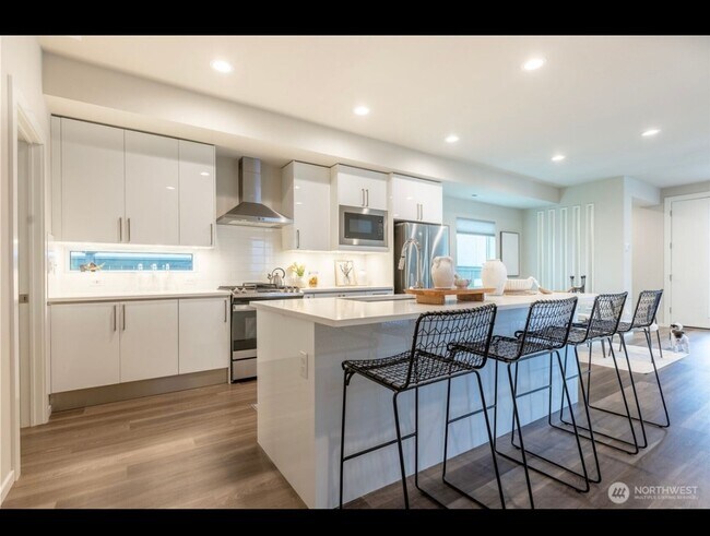 Foto del edificio - 4Bd/2.5Ba Black Diamond House