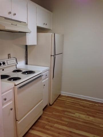 Foto del edificio - 5001 Bull Creek Rd