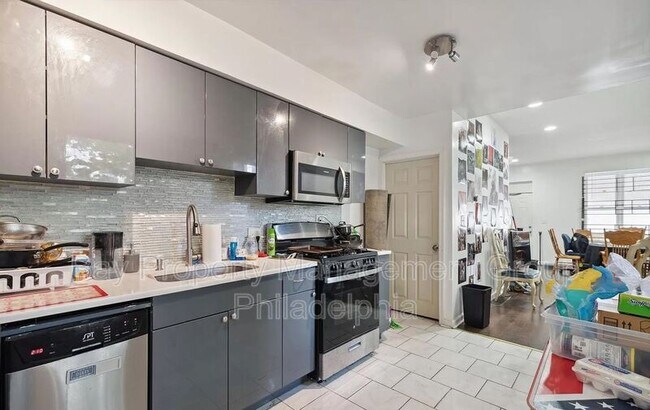 Foto del edificio - 1604 W Montgomery Ave