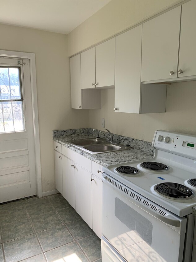 Foto principal - 2914 E 26th Ave