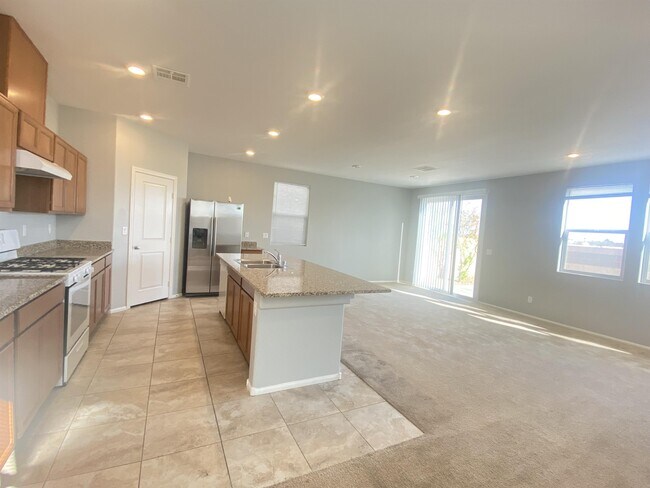 Foto del edificio - 8489 Green Alder Ct