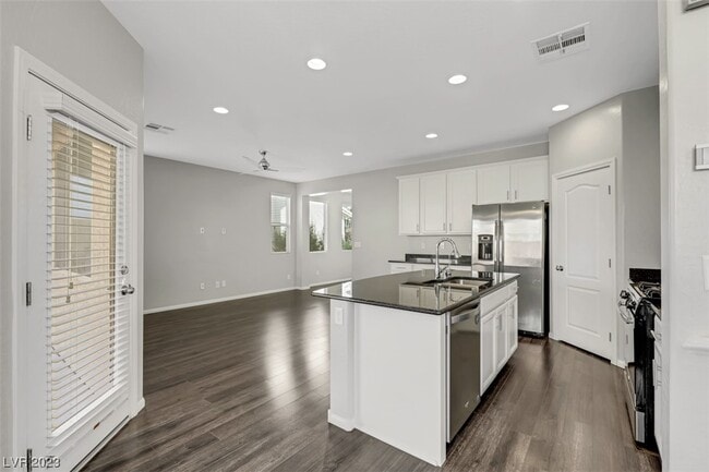 Building Photo - 10769 Brewster Bay St