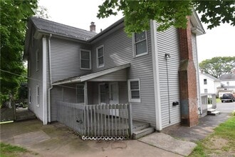 Building Photo - 51-53 Mountain St