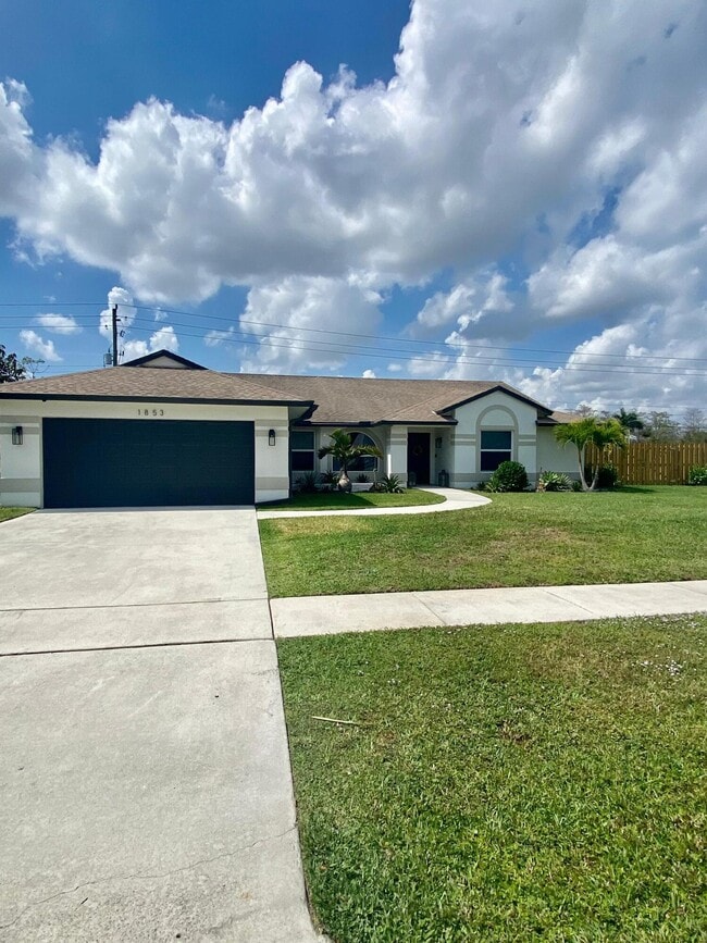 Building Photo - 1853 Shower Tree Way