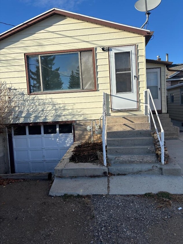 Foto principal - 613 Sage Ave