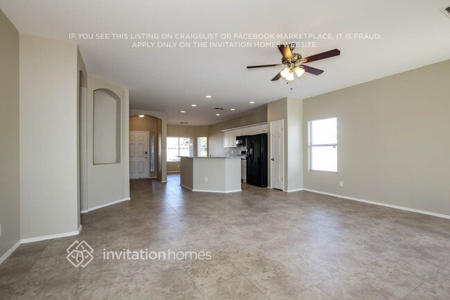 Foto del edificio - 12371 W Sherman St