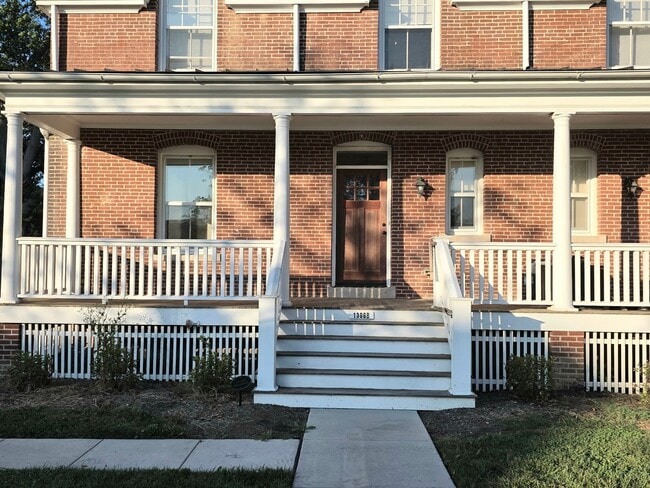 Foto del edificio - 1306 Officers Row