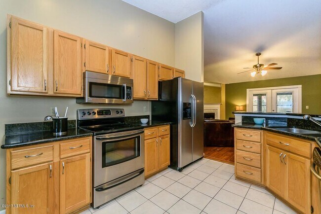 Building Photo - 13613 Las Brisas Way
