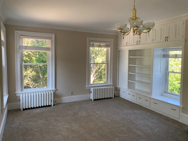 Foto del edificio - 453 E Michigan St