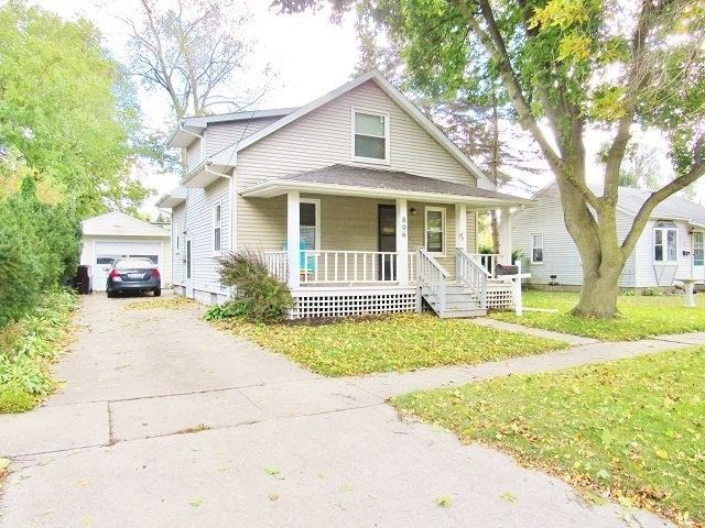 Primary Photo - 806 Mill St